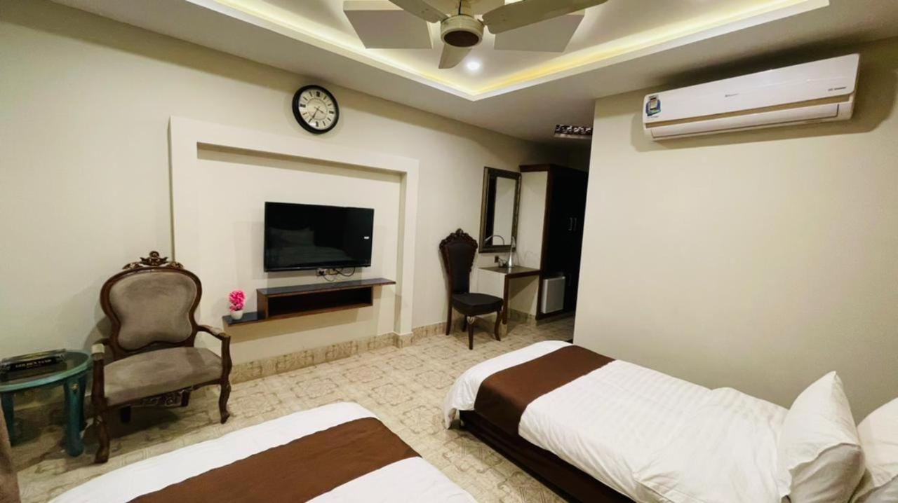 Golden Sand Hotel Rahim Yar Khan Exterior foto